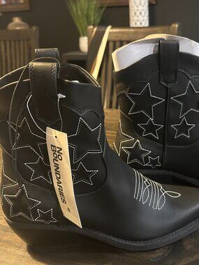 Black Boots Size 8 Womens